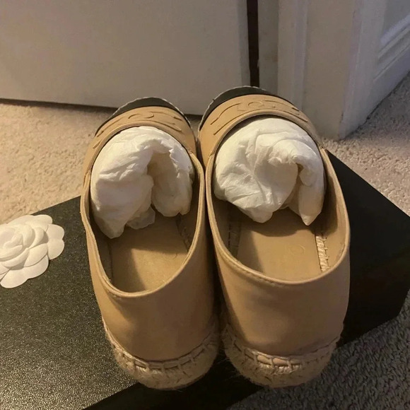 ✨❗️SOLD❗️CHANEL ESPADRILLE✨ - Picture 5 of 7